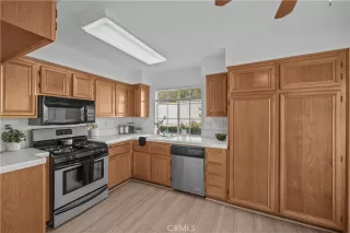 Photo #3: OC24069580 Listing 