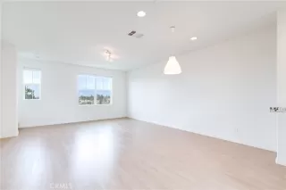 Photo #3: OC24069934 Listing 