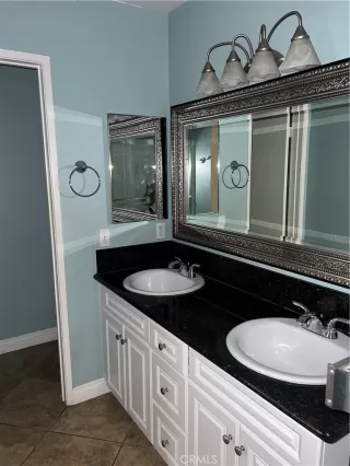 Photo #3: OC24070795 Listing