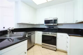 Photo #5: OC24070952 Listing 