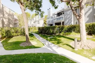 Photo #3: OC24071156 Listing