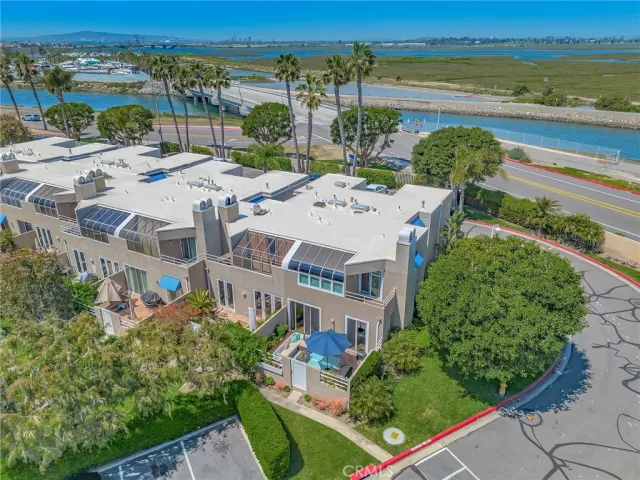 MLS: OC24071319 Condo For Sale