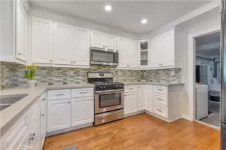 Photo #6: OC24071319 Listing 