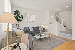 Photo #4: OC24071683 Listing 