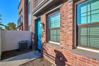 Photo #3: OC24072579 Listing 