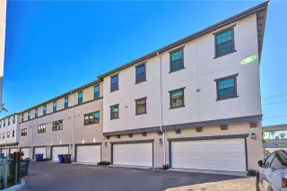 Photo #5: OC24072579 Listing 