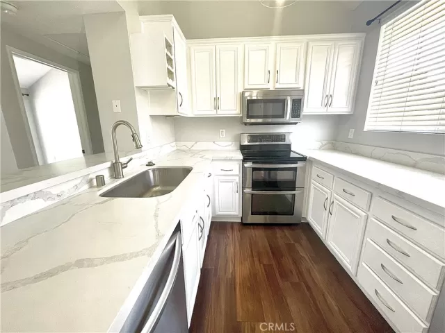 MLS: OC24072584 Condo For Sale