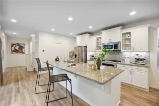 Photo #1: OC24072726 Listing 