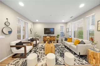 Photo #3: OC24072726 Listing 