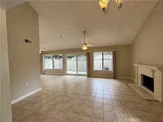 Photo #5: OC24073376 Listing 