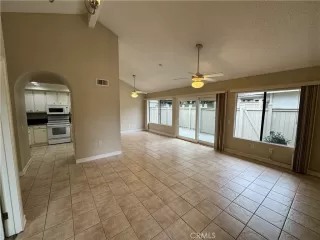 Photo #6: OC24073376 Listing 