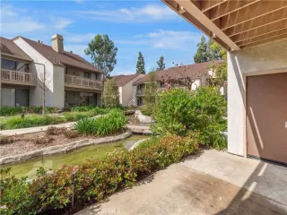 Photo #4: OC24073662 Listing 