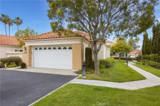 Photo #2: OC24073918 Listing