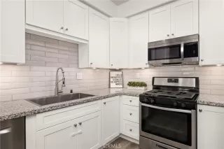 Photo #2: OC24073930 Listing 