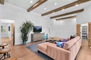 Photo #3: OC24073940 Listing 