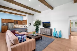 Photo #6: OC24073940 Listing 