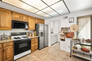 Photo #3: OC24074184 Listing