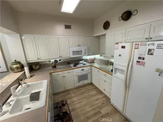 Photo #2: OC24074192 Listing 