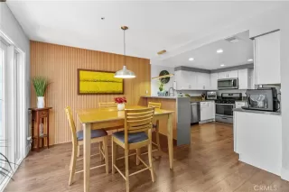 Photo #3: OC24074208 Listing 