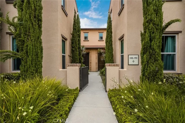 MLS: OC24074218 Condo For Sale