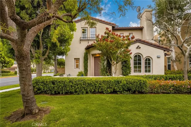 MLS: OC24074247 Condo For Sale