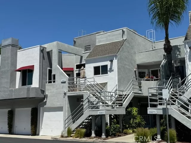 MLS: OC24074373 Condo For Sale