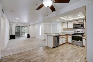 Photo #6: OC24074419 Listing 