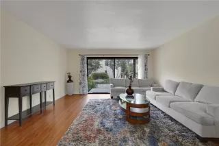 Photo #2: OC24074943 Listing 