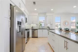 Photo #6: OC24075124 Listing 