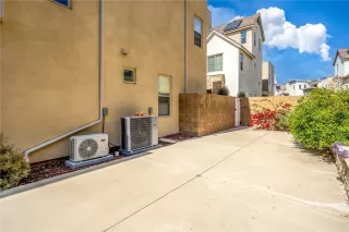 Photo #5: OC24075524 Listing