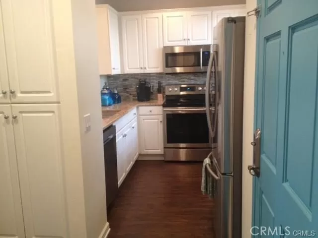 MLS: OC24075945 Condo For Sale