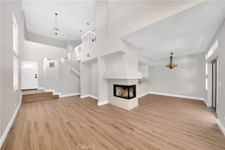 Photo #2: OC24075977 Listing 