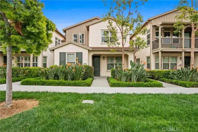 MLS: OC24076037 Condo For Sale