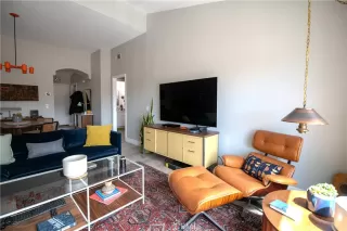 Photo #5: OC24076516 Listing 