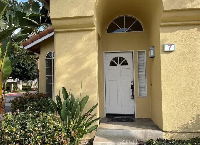 MLS: OC24076649 Condo For Sale