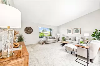 Photo #4: OC24076957 Listing 