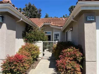 Photo #1: OC24077061 Listing