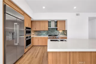 Photo #3: OC24077594 Listing