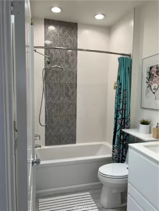 Photo #5: OC24078368 Listing 