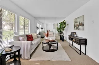 Photo #4: OC24078585 Listing 