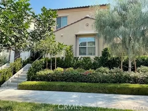 MLS: OC24079451 Condo For Sale