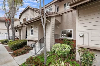 Photo #1: OC24079878 Listing