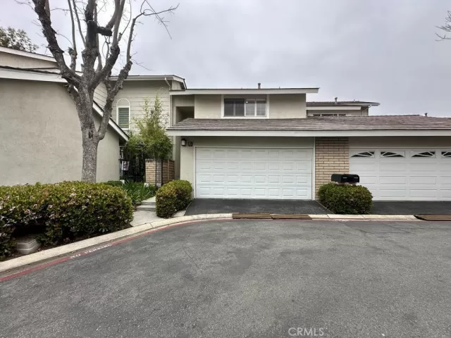 MLS: OC24080062 Condo For Sale