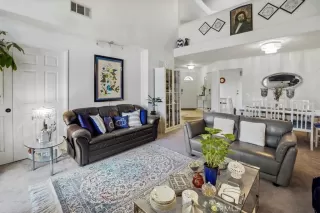 Photo #4: OC24080920 Listing 