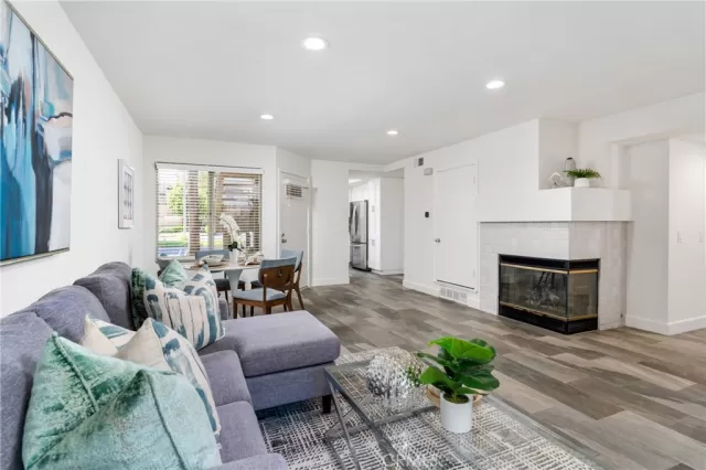 MLS: OC24080975 Condo For Sale