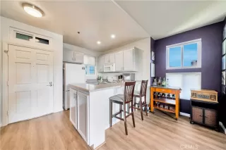 Photo #2: OC24081564 Listing 