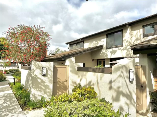 MLS: OC24081820 Condo For Sale