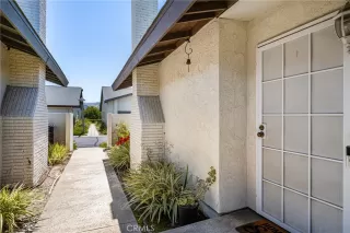 Photo #5: OC24082161 Listing 