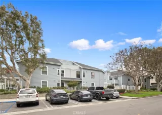 Photo #4: OC24082729 Listing 