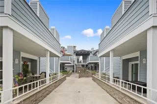 Photo #5: OC24082729 Listing 